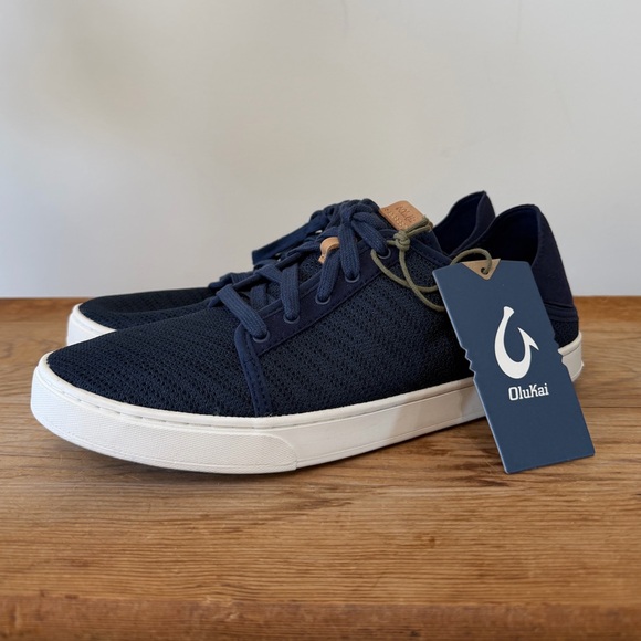 OluKai Shoes - NWT Olukai Pehuea Li Lightweight Tennis Shoes Blue Sneakers Navy Blue Women’s 11